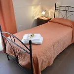 San Leonardo Oda ve Kahvaltı 3*